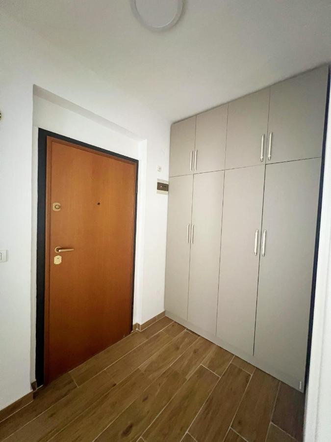 Central City Apartment Tiranë Luaran gambar